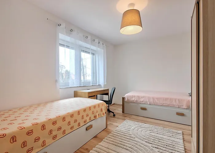 Sea Breeze Apartments By Platinium Lofts